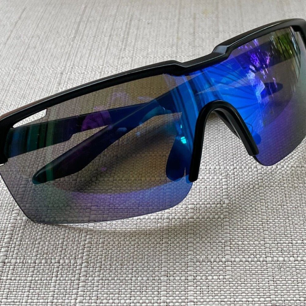 PUGS Men Sunglasses Sport Wrap Blue Mirror Lenses Shades Eye Wear - Picture 3 of 11